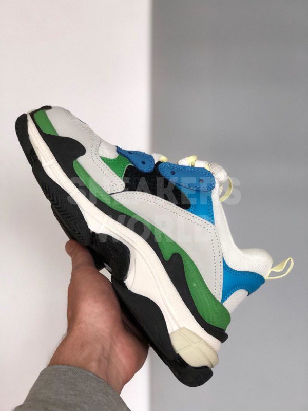 Balenciaga-triple-s-kupit-v