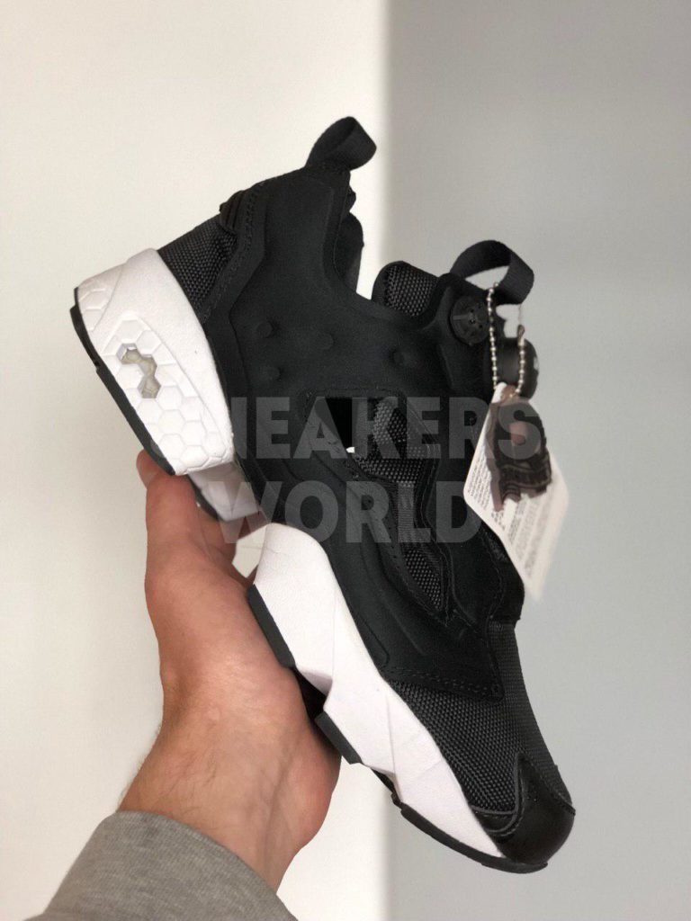 Reebok Insta Pump черно-белые