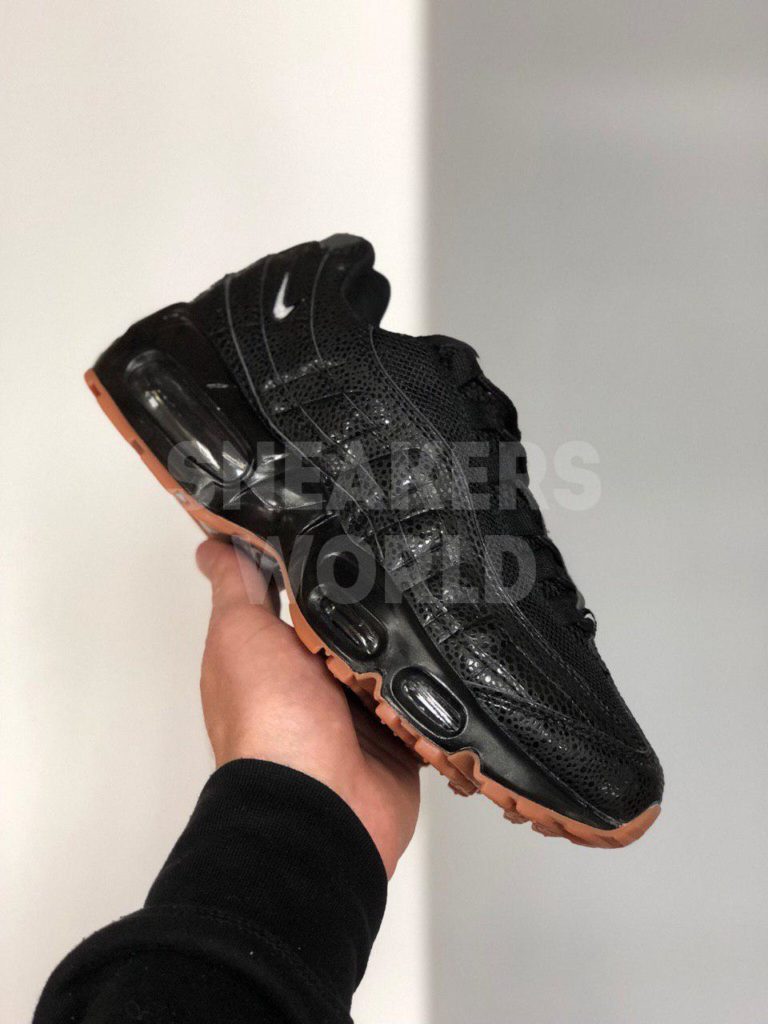 Nike Air Max 95 Essential черные