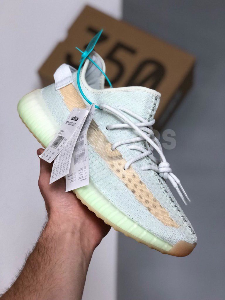 Adidas Yeezy Boost 350 V2 Hyperspace