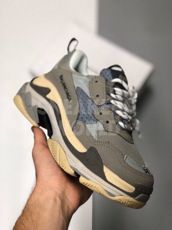 balenciaga-triple-s-grey