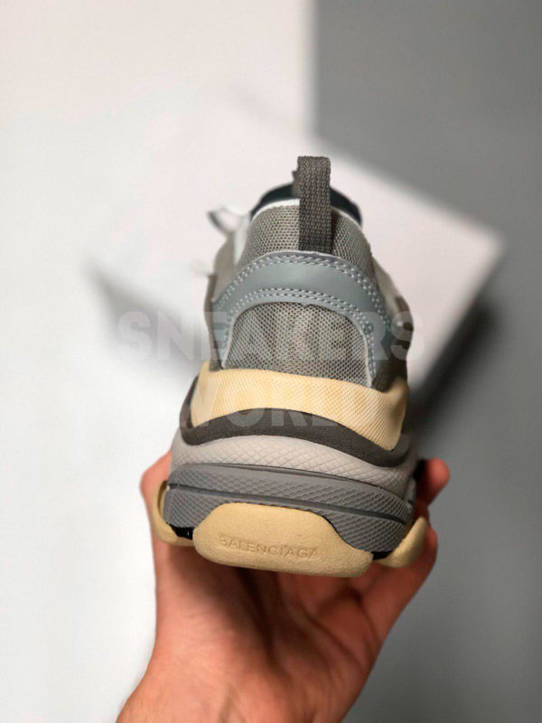 balenciaga-triple-s-grey-color-serye