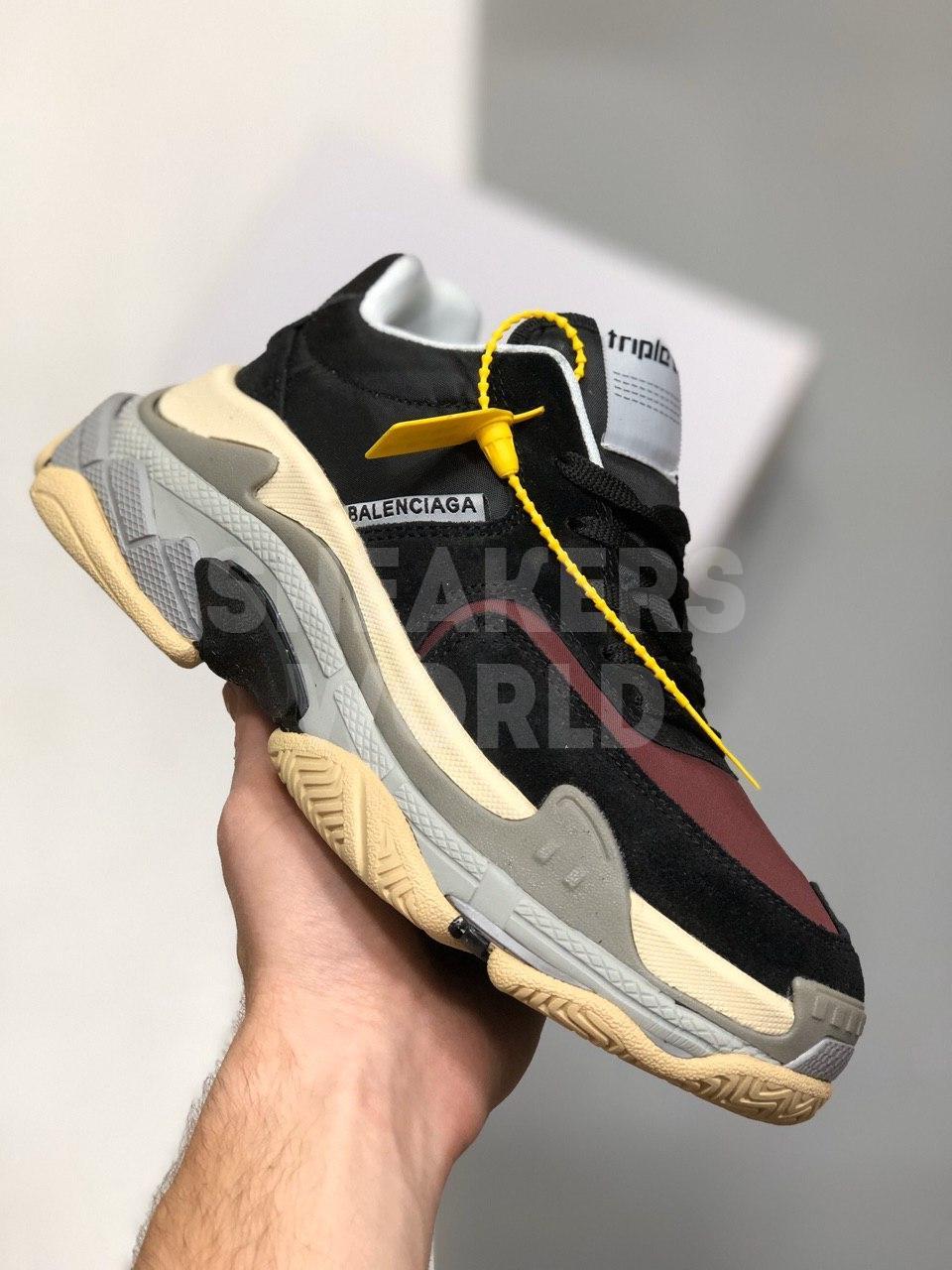 balenciaga triple s 2 colors