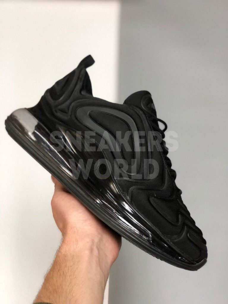 Nike Air Max 720 черные