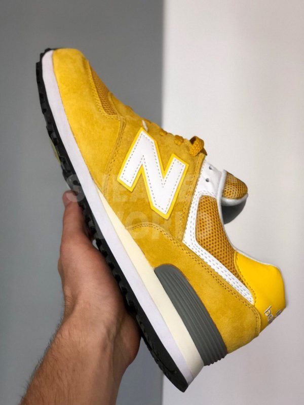 New-Balance-574-zheltye-color-yellow