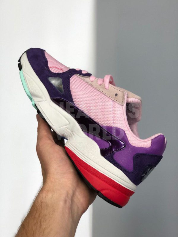 Krossovki-Adidas-Falcon-rozovo-fioletovye-color-pink