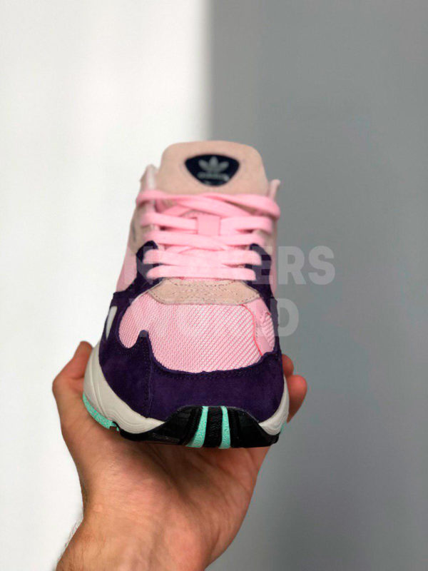 Krossovki-Adidas-Falcon-rozovo-fioletovye-color-pink-violet