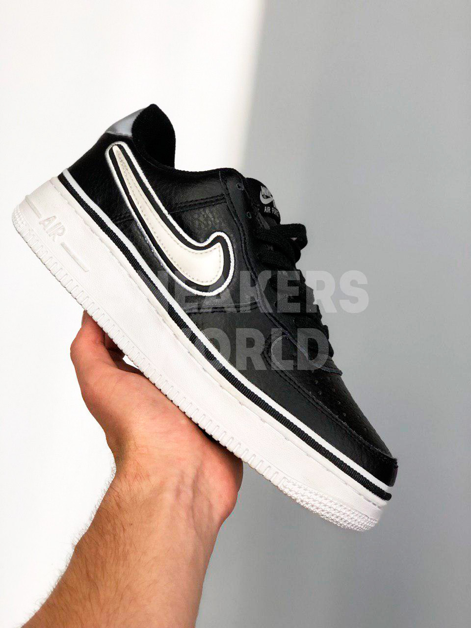 Nike Air Force 1 07 LV8 Sport