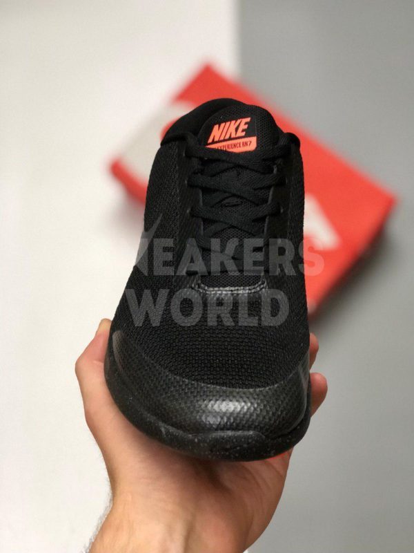 Nike-Better-World-chernye-color-black-kupit