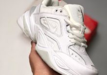 Nike-M2K-Tekno-belye