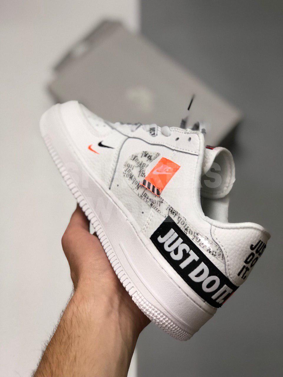 Nike air force one 2024 just do it bianche