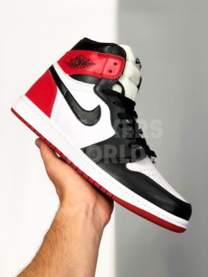 Nike Air Jordan 1 Retro черно-бело-красные