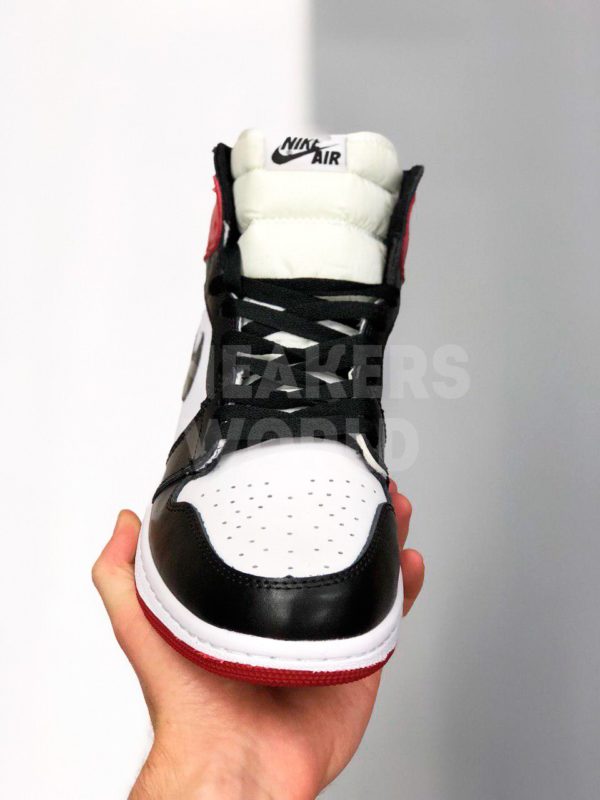 Nike-Air-Jordan-1-Retro-cherno-belo-krasnye-color-red-black