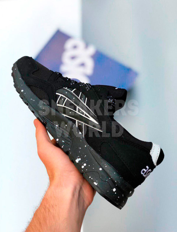 Krossovki-Asics-Gel-Lyte-5-black-color-chernye-kupit-v-spb