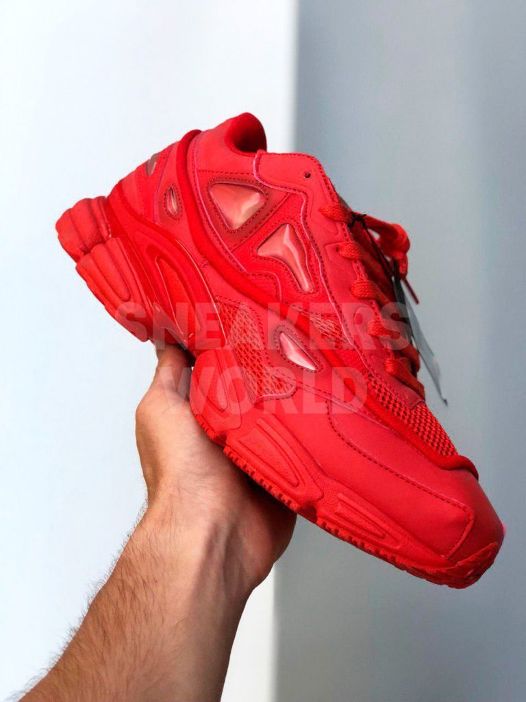 Adidas Raf Simons Ozweego красные
