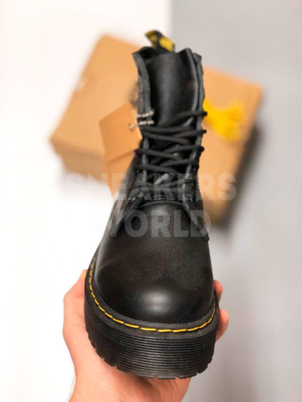 Botinki-Dr-Martens-chernye-color-black-zhenskie-kupit-v-spb