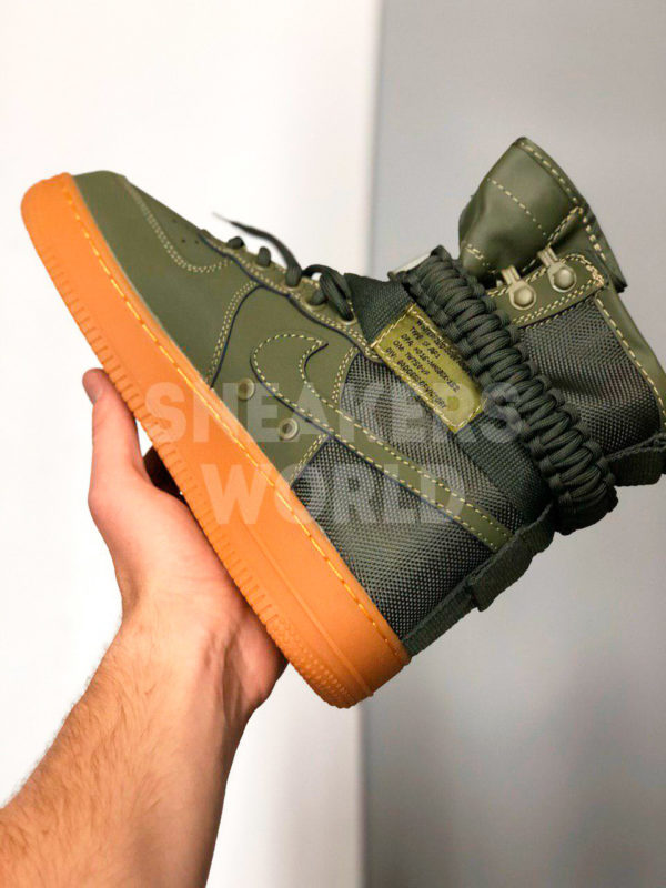 Nike-Special-Field-Air-Force-1-zelenye-color-green