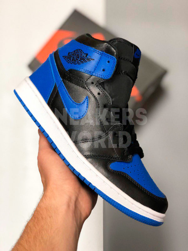 Nike-Air-Jordan-1-Retro-cherno-sinye-color-black-blue-kupit