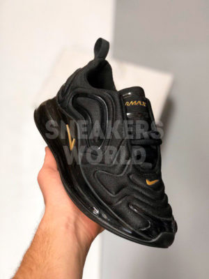 Nike Air Max 720 черно-золотые