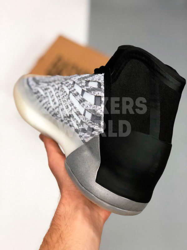 Adidas-Yeezy-Boost-Basketball-Quantum-color-black-white-grey-kupit