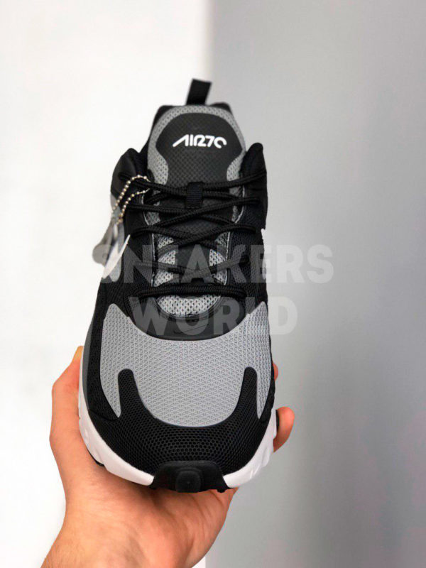 Krossovki-Nike-Air-Max-270-React-color-black-white