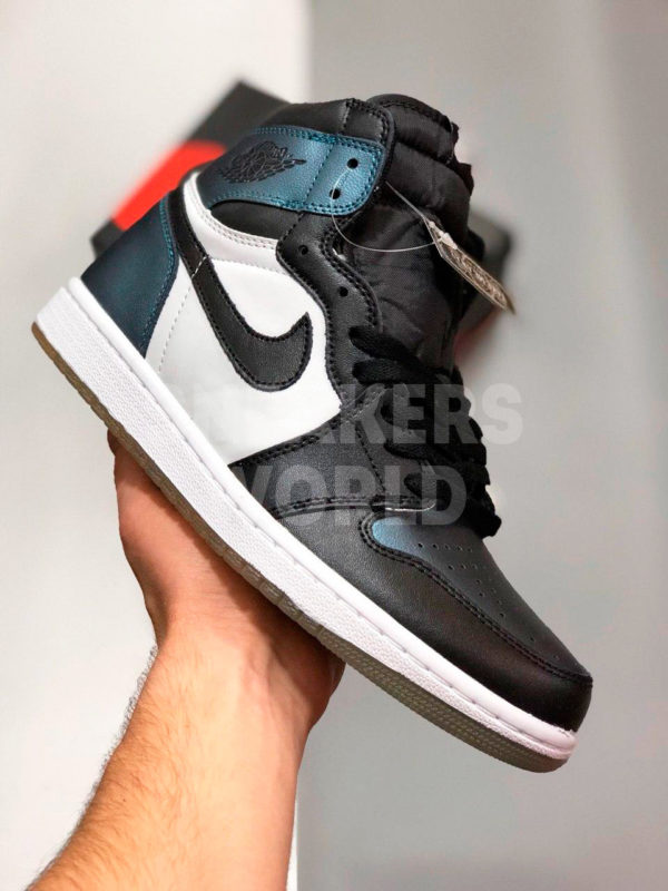 Nike-Air-Jordan-1-Retro-High-color-black-blue-white-kupit