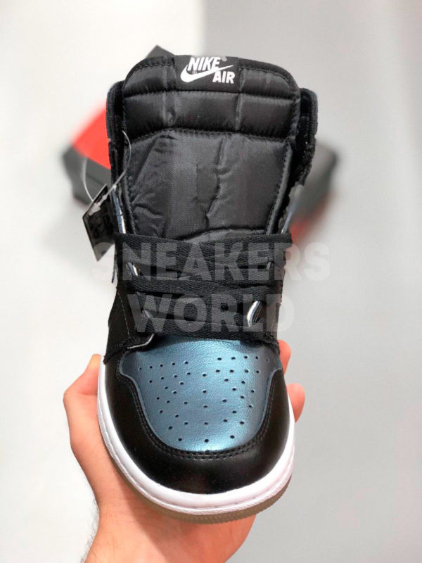 Nike-Air-Jordan-1-Retro-High-color-black-blue