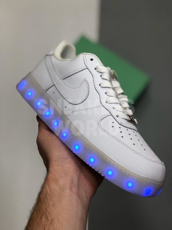 Nike-Air-Force-1-svetyahiesya-color-white