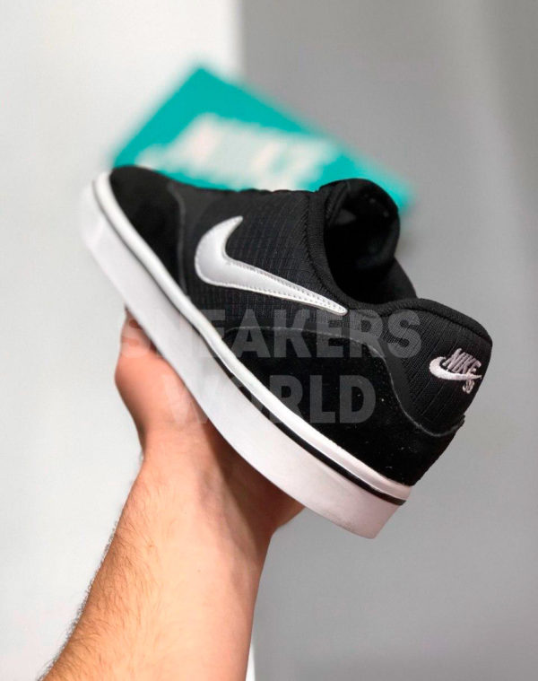 Nike-SB-Zoom-Stefan-Janoski-chernye-color-black-kupit-v