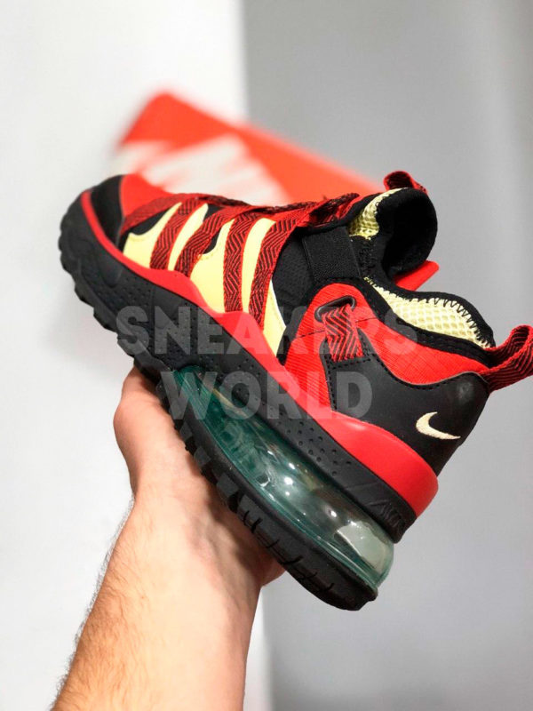 Krossovki-Nike-Air-Max-270-Bowfin-color-red