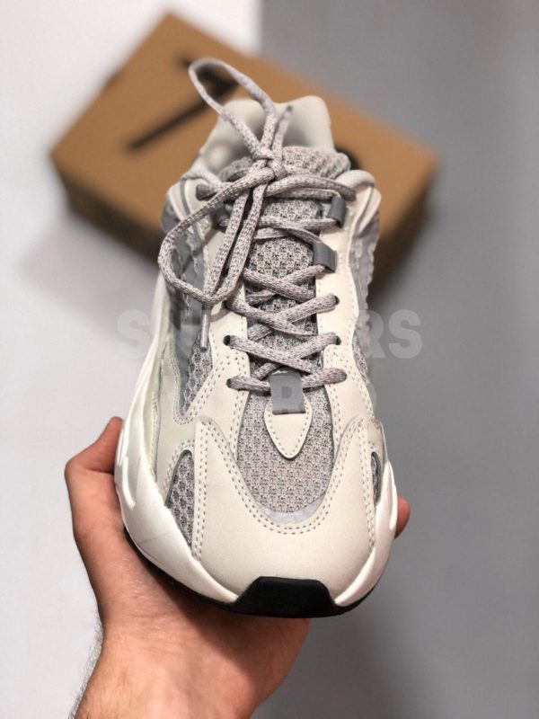 Adidas-Yeezy-Boost-700-Static-color-silver-reflectiv