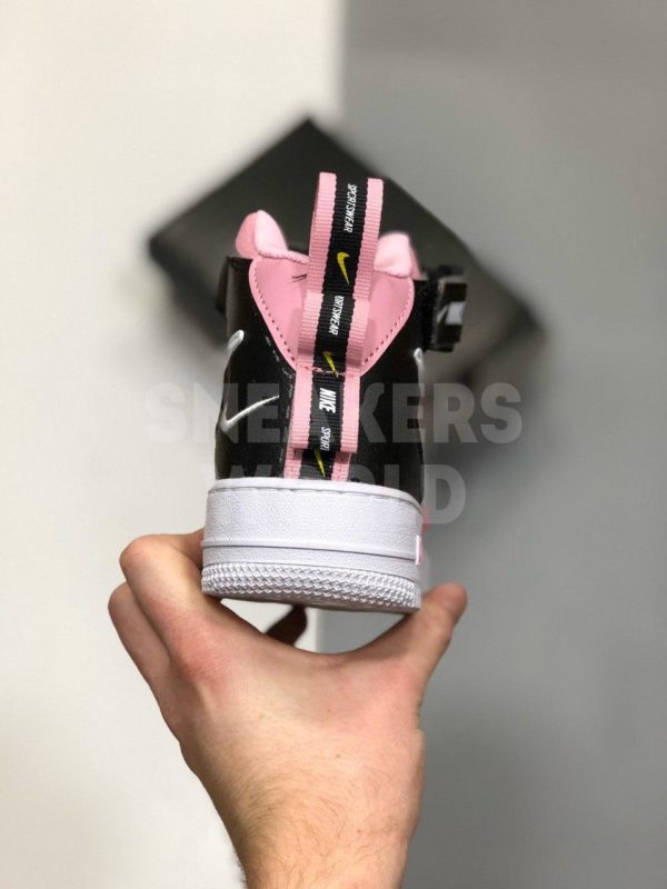 Nike-Air-Force-1-lv8-utility-mid-rozovye-color-pink-kupit