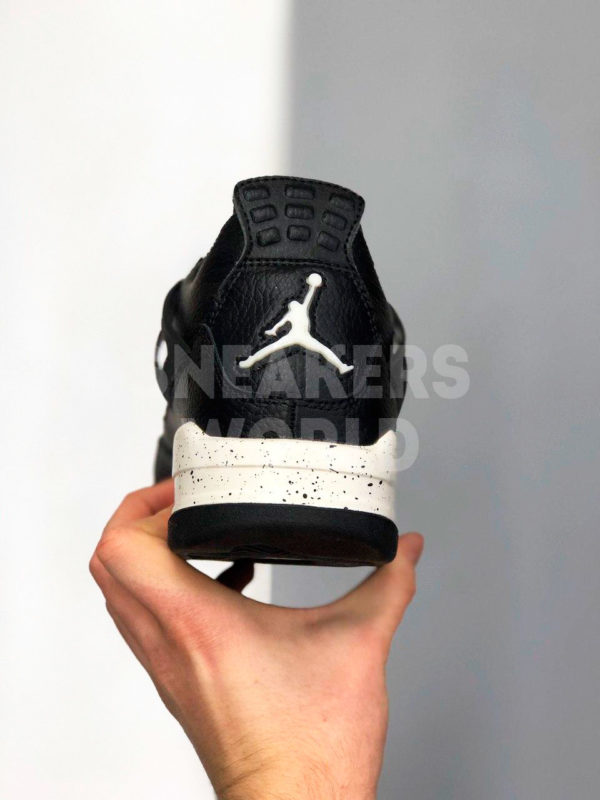 Air-Jordan-4-Retro-Oreo-color