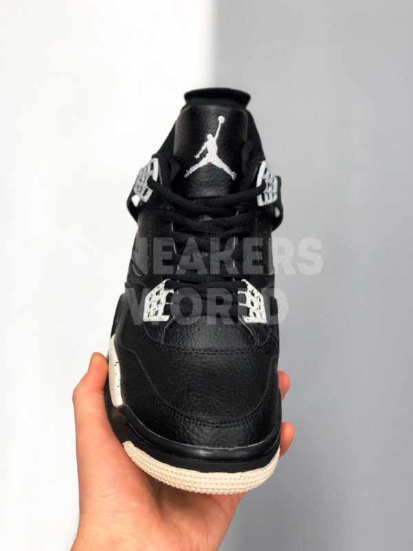 Air-Jordan-4-Retro-Oreo-color-black-kupit-v-spb