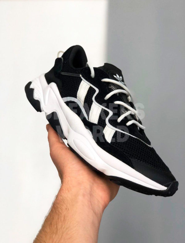 Adidas-Ozweego-color-black-white
