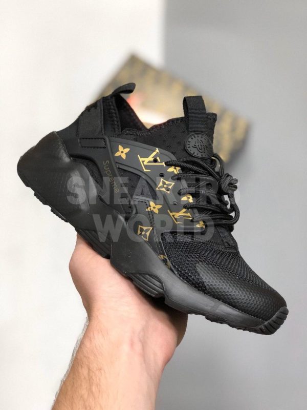 Nike-Huarache-x-Supreme-x-LV-color-black