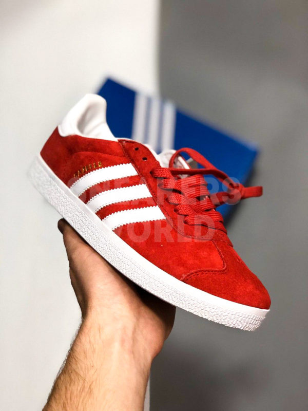 Adidas-Gazelle-krasnye-color-red-kupit-v