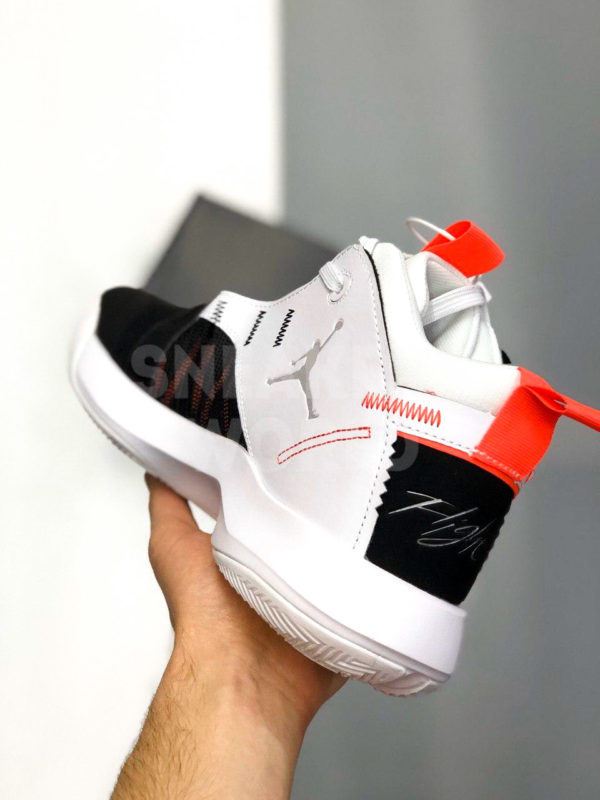 Jordan-Jumpman-2020-color-white