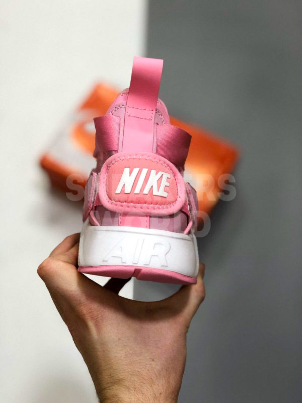 Nike Air Huarache City розовые купить