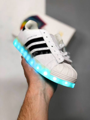 Adidas Superstar светящиеся