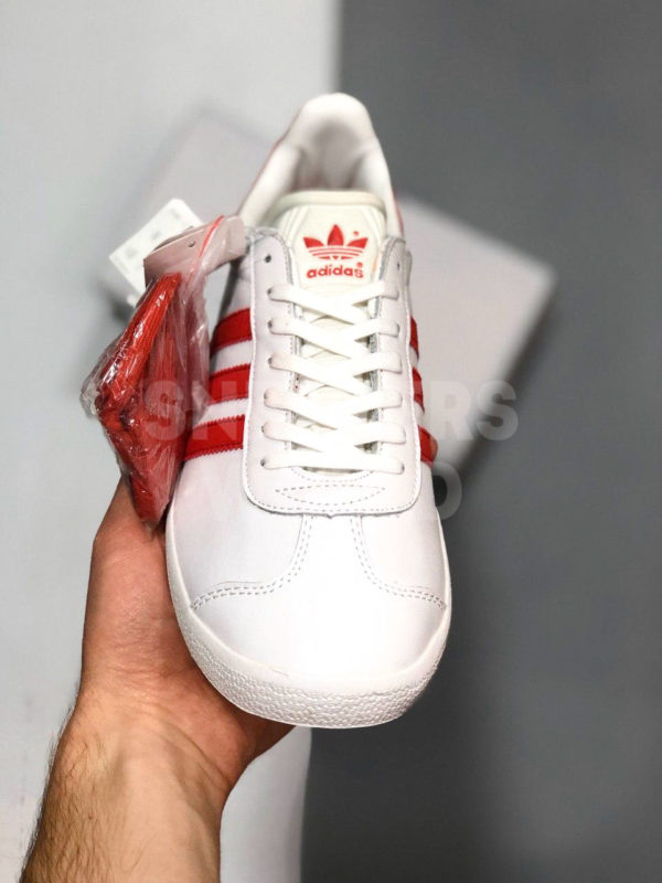 adidas-gazelle-moskva-color-white-red-kupit