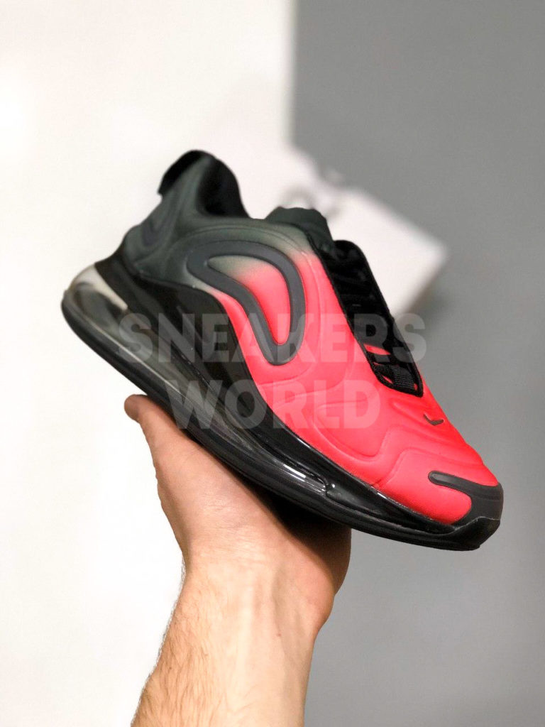 Nike Air Max 720 розовые/серые