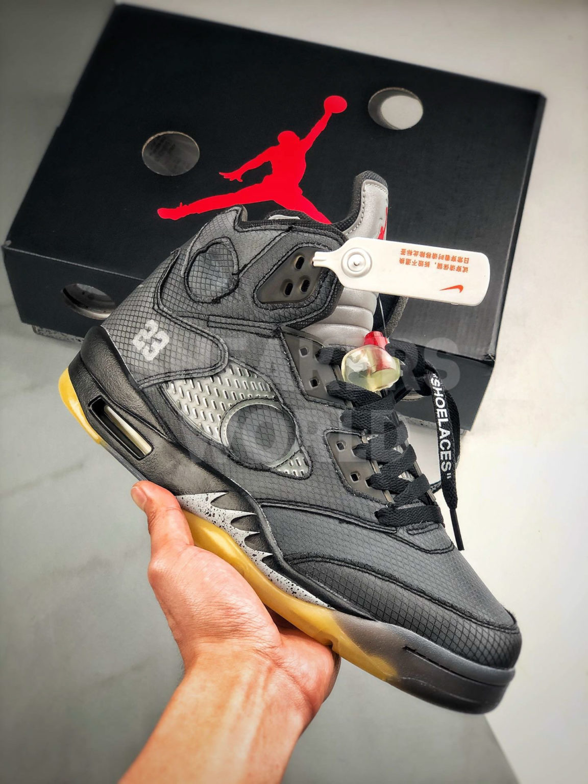 Off-White x Air Jordan 5