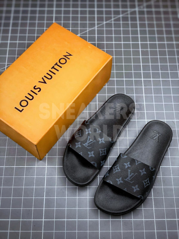 Шлепанцы Louis Vuitton мужские черные где купить в спб