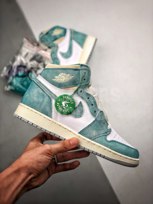 Air Jordan 1 Retro High Turbo Green где купить в спб питере мск