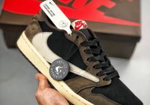 Travis Scott x Air Jordan 1 Low