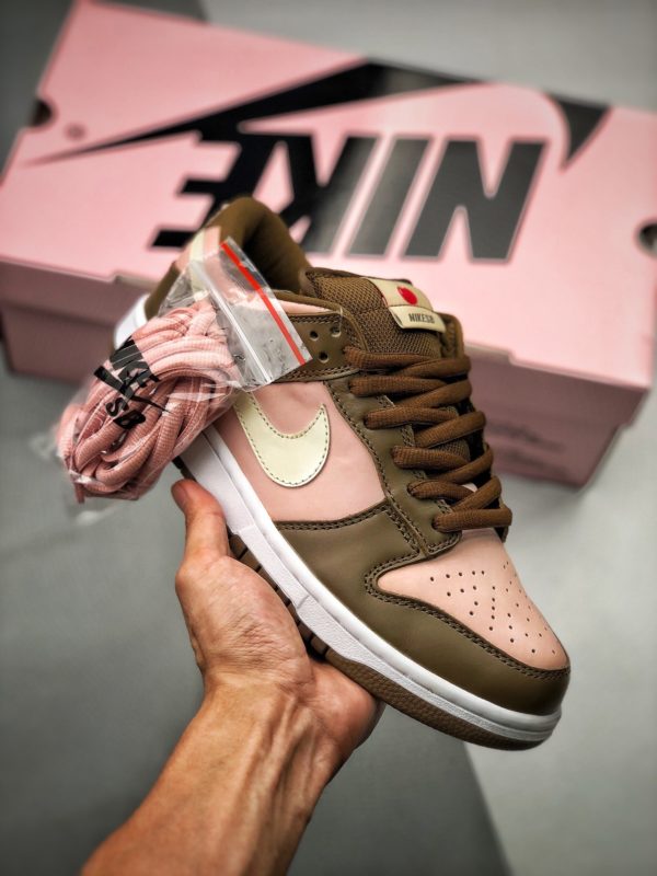 Nike Dunk SB Low Stussy Cherry