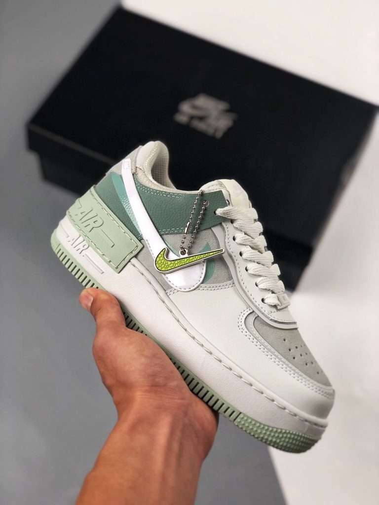 Nike Air Force 1 Shadow Spruce Aura White