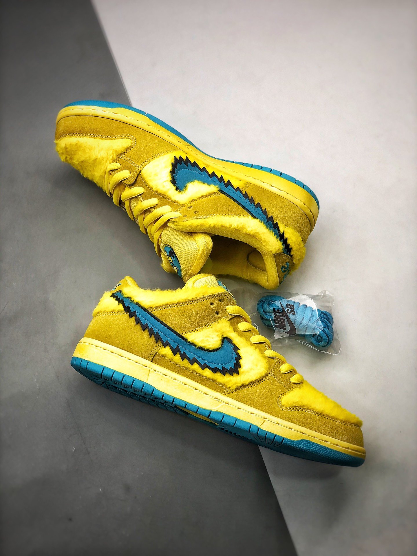 Dunk opti 2024 yellow