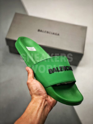 Шлепанцы Balenciaga зеленые